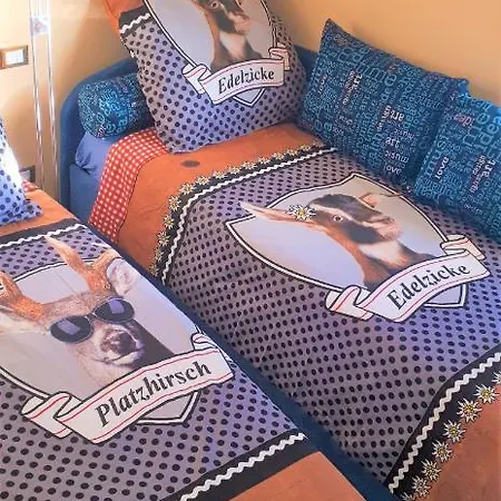 Am Gardasee In Tignale, Pool, Seesicht, Wlan Kostenlos Apartman