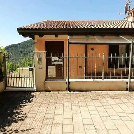 Am Gardasee In Tignale, Pool, Seesicht, Wlan Kostenlos Apartman Tignale