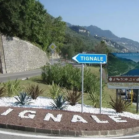 Apartment Am Gardasee In Tignale, Pool, Seesicht, Wlan Kostenlos Tignale