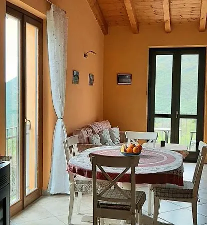 Am Gardasee In Tignale, Pool, Seesicht, Wlan Kostenlos Apartament *